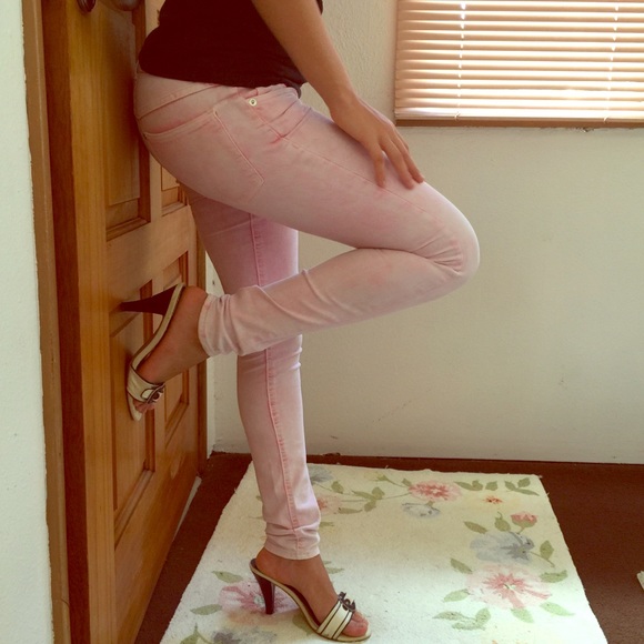 HOST PICK 💓NEW💓 PINK TIE DYED SUPER SKINNY JEANS - Picture 6 of 8